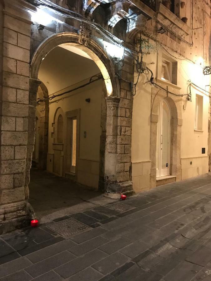Appartement Le Stanze Di Carlo à Syracuse Extérieur photo